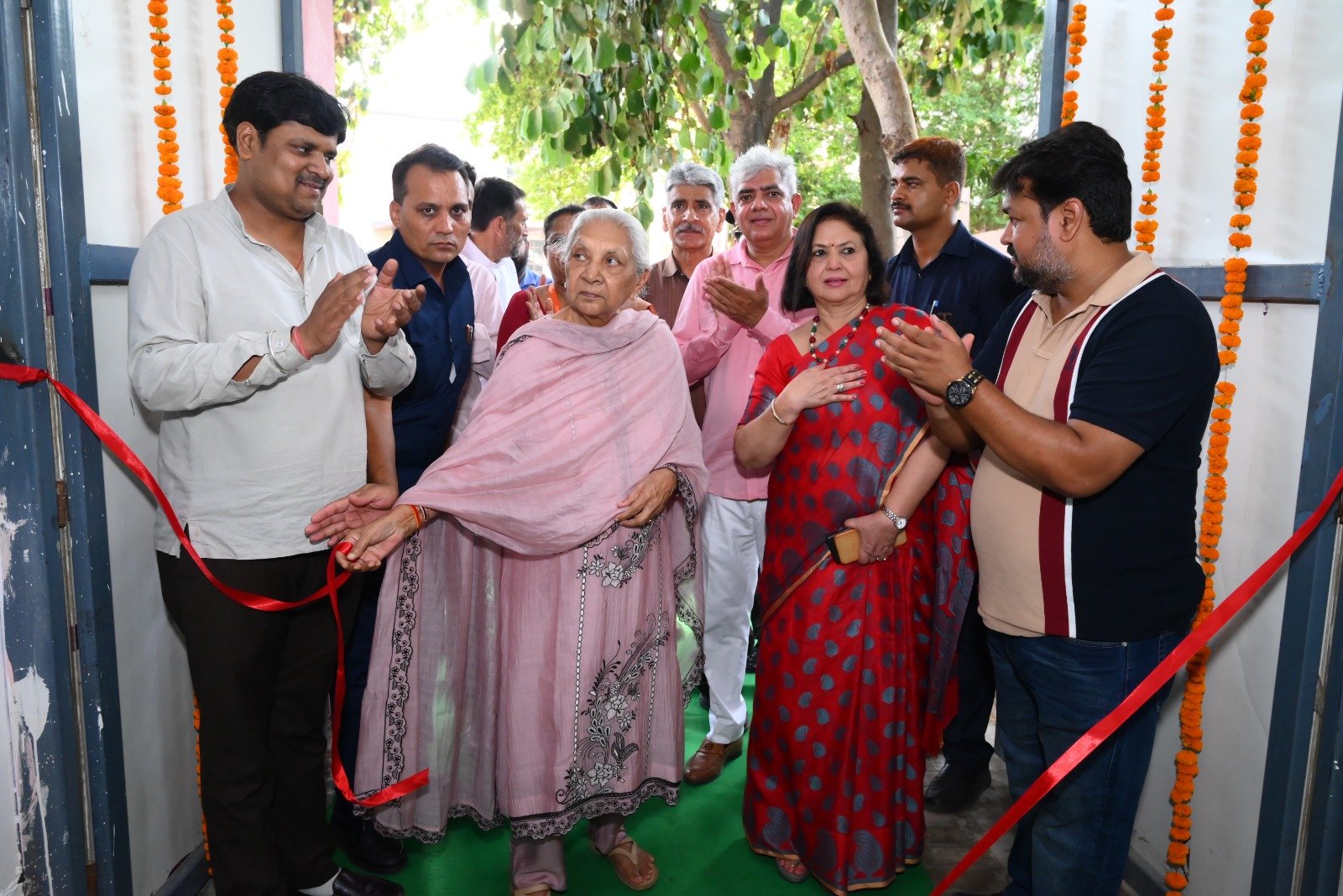 मेरठ में स्किल इंडिया को मिली नई उड़ान, राज्यपाल आनंदीबेन पटेल ने किया शटलकॉक मैन्युफैक्चरिंग यूनिट का उद्घाटन